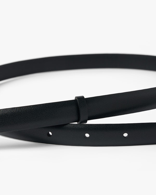 LS Clasp Leather Skinny Belt